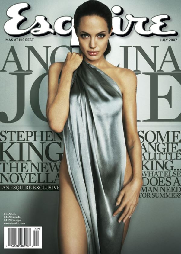 Анджелина Джоли тогда и сейчас: фото обложек - в серебристой тканью на теле для Esquire (июль 2007)